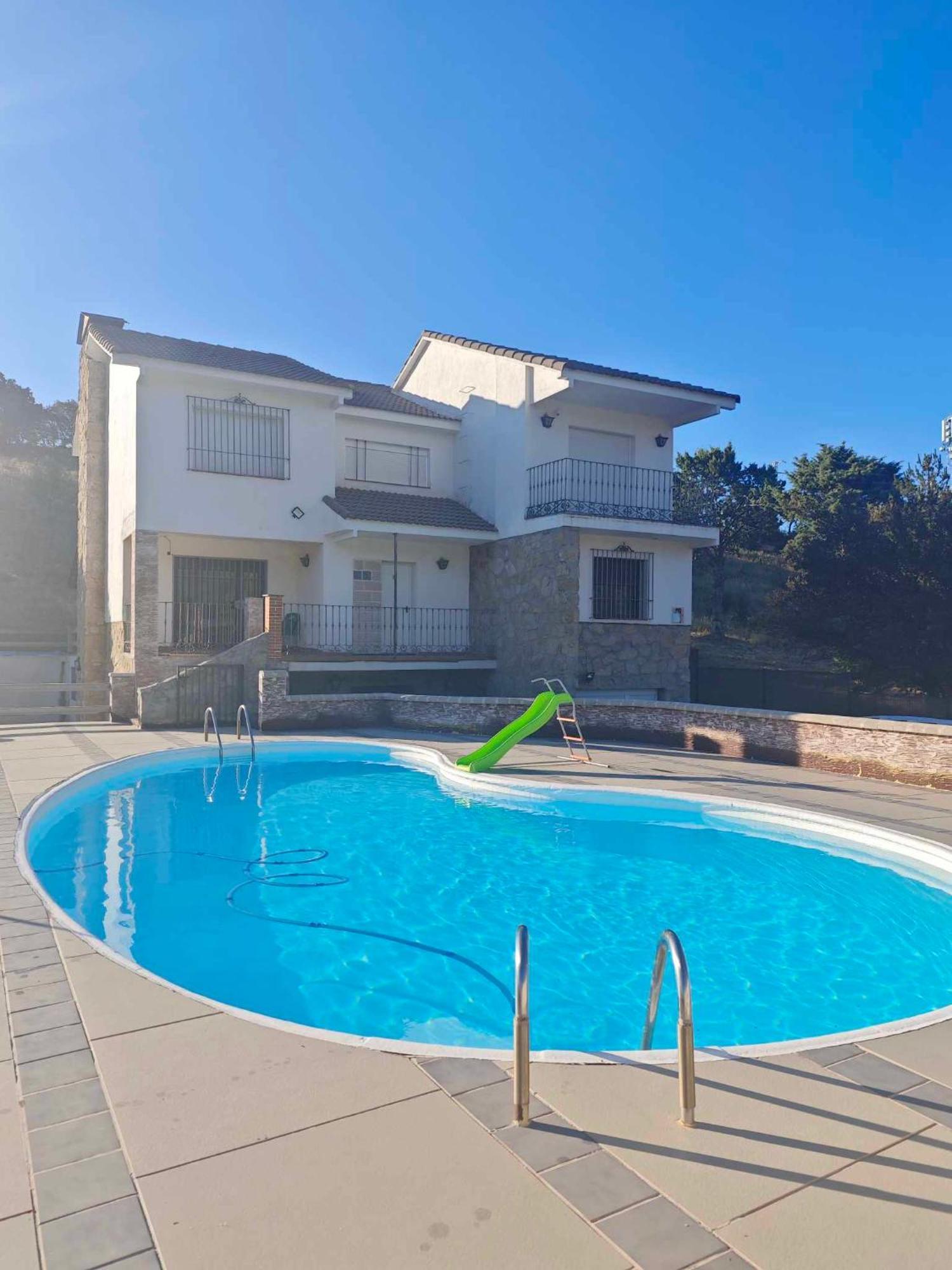 Villa Casa La Hijita Navaluenga Exterior foto
